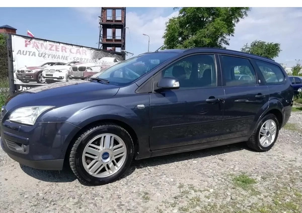 Ford Focus cena 7500 przebieg: 217000, rok produkcji 2006 z Jarosław małe 67